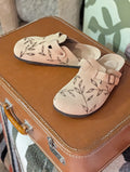 Clogs 8.5