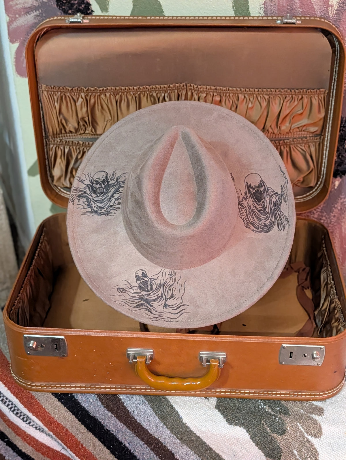 Wide Brim